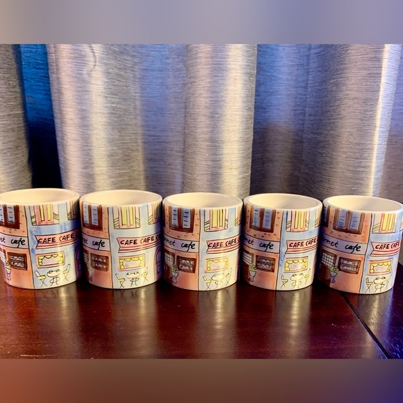 Set of 5 Hand Painted Ceramic Espresso Cups and Saucers. - Picture 12 of 15